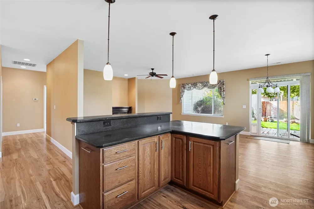 204 Wellington Street Moses Lake, WA 98837