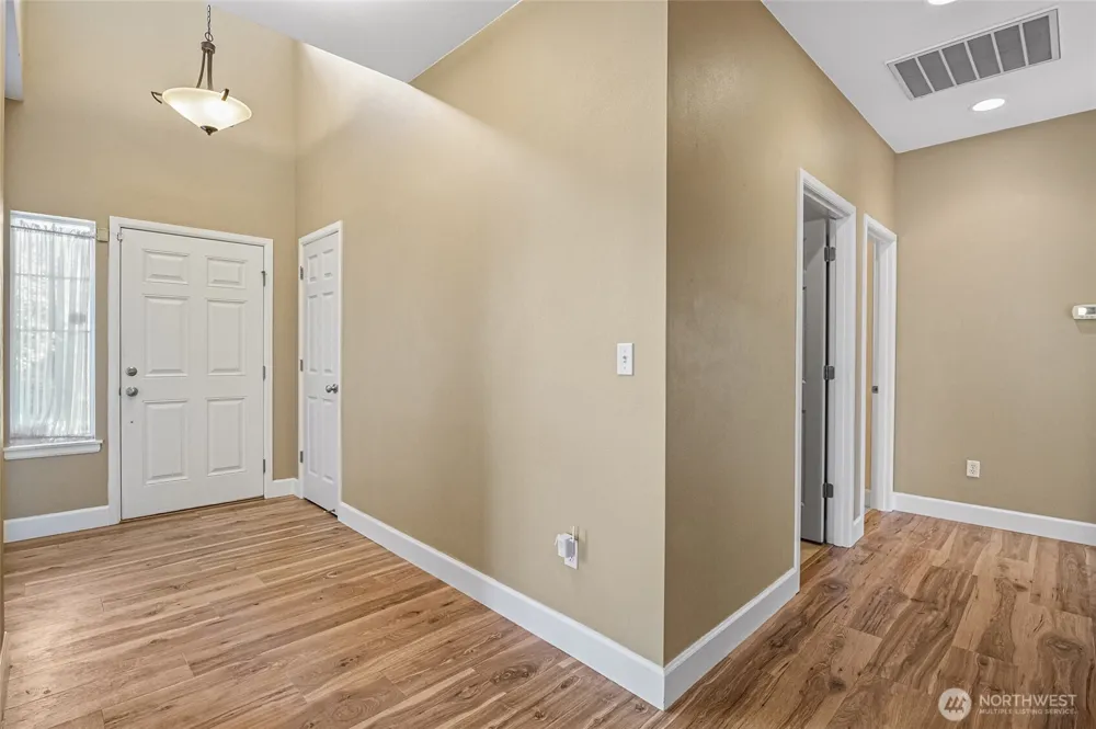 204 Wellington Street Moses Lake, WA 98837