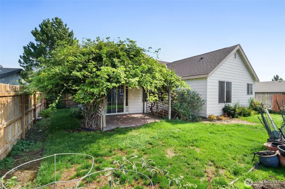 204 Wellington Street Moses Lake, WA 98837