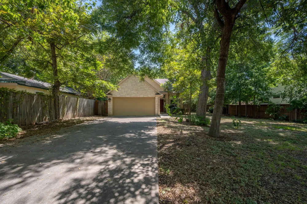 4413 Barrow Avenue Austin, TX 78751