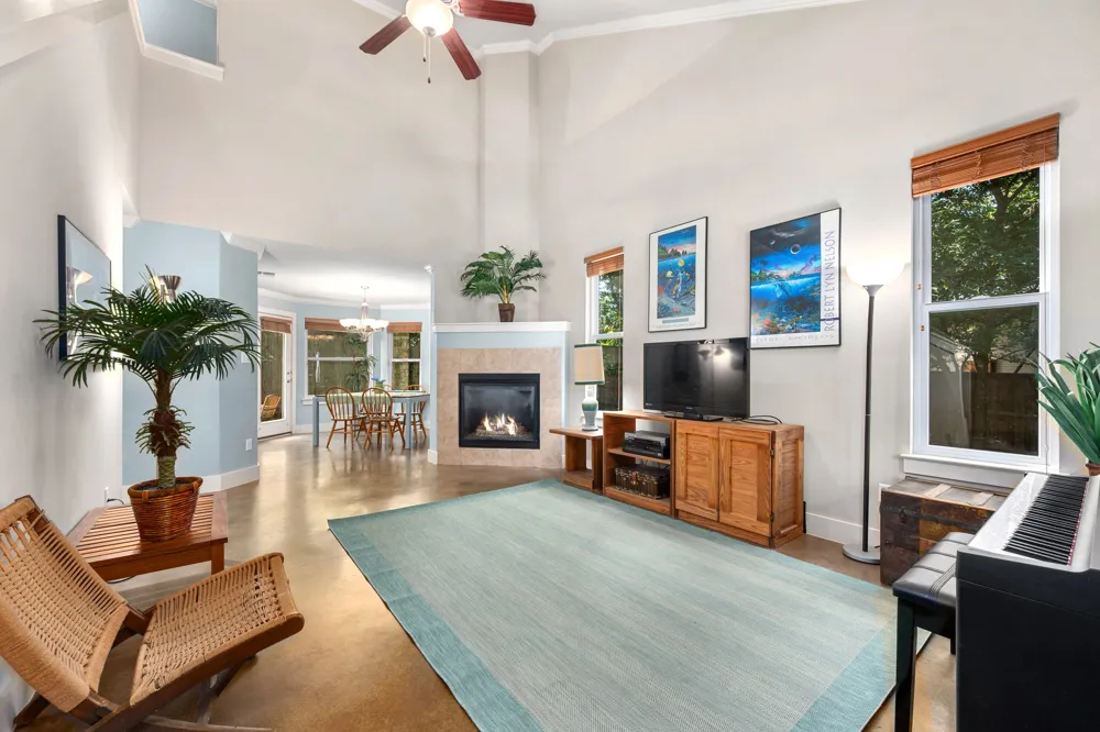 4413 Barrow Avenue Austin, TX 78751