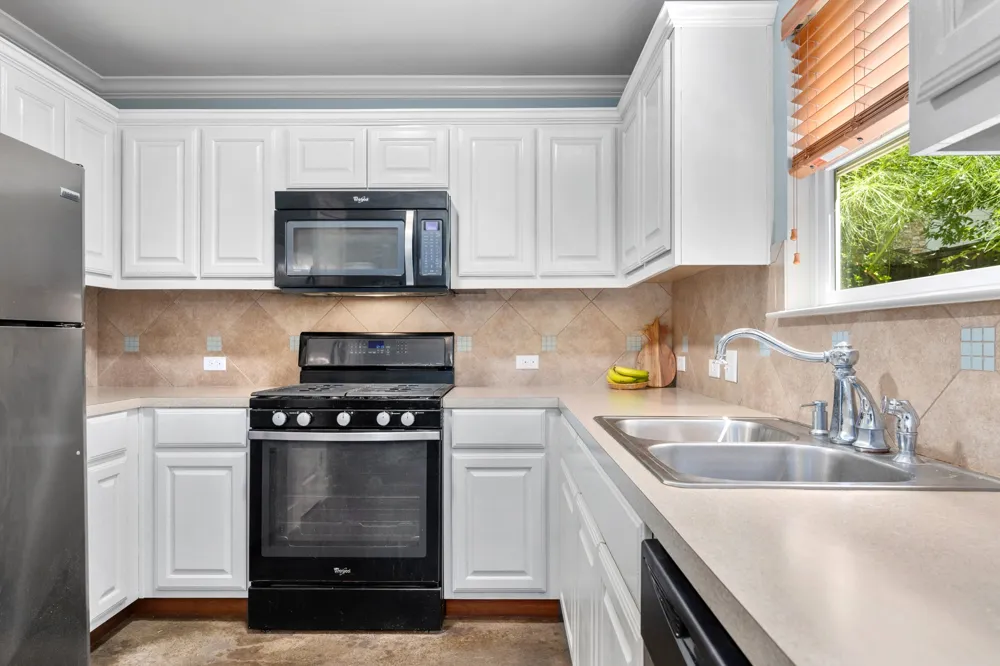 4413 Barrow Avenue Austin, TX 78751