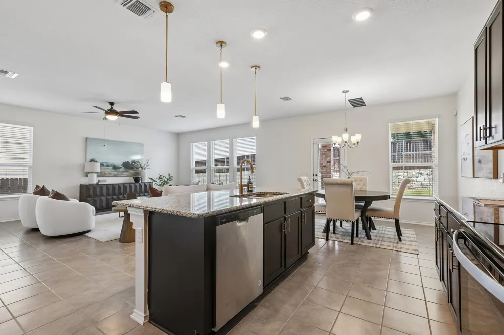 4612 Syndicate Road Manor, TX 78653