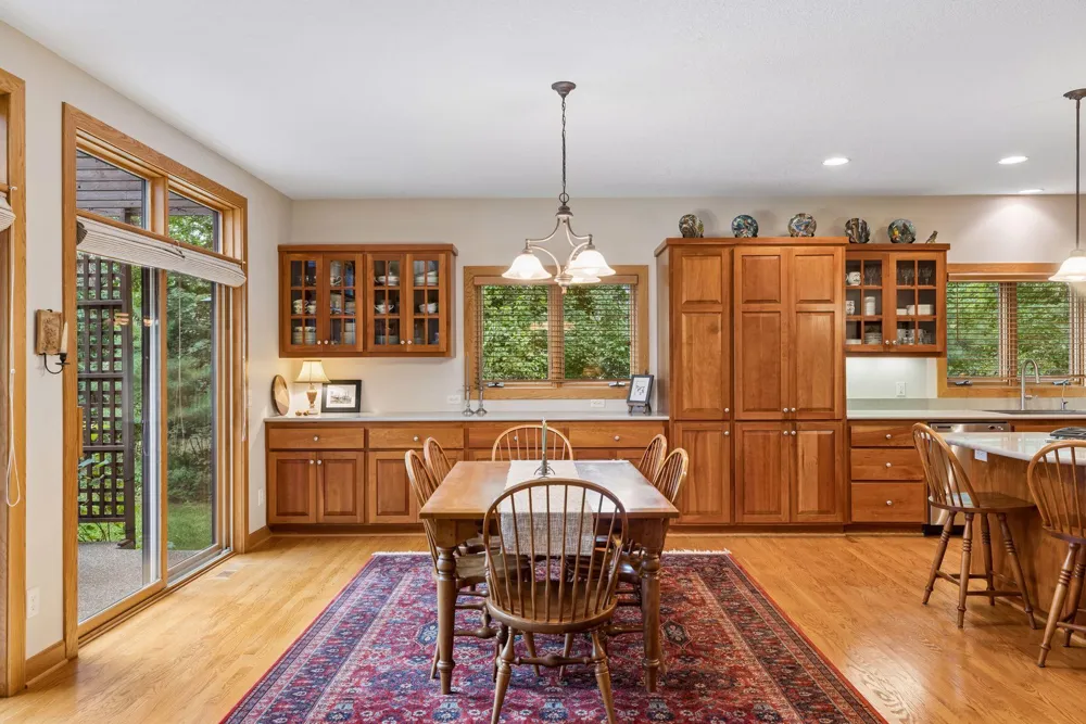 983 Quentin Avenue S Lakeland, MN 55043