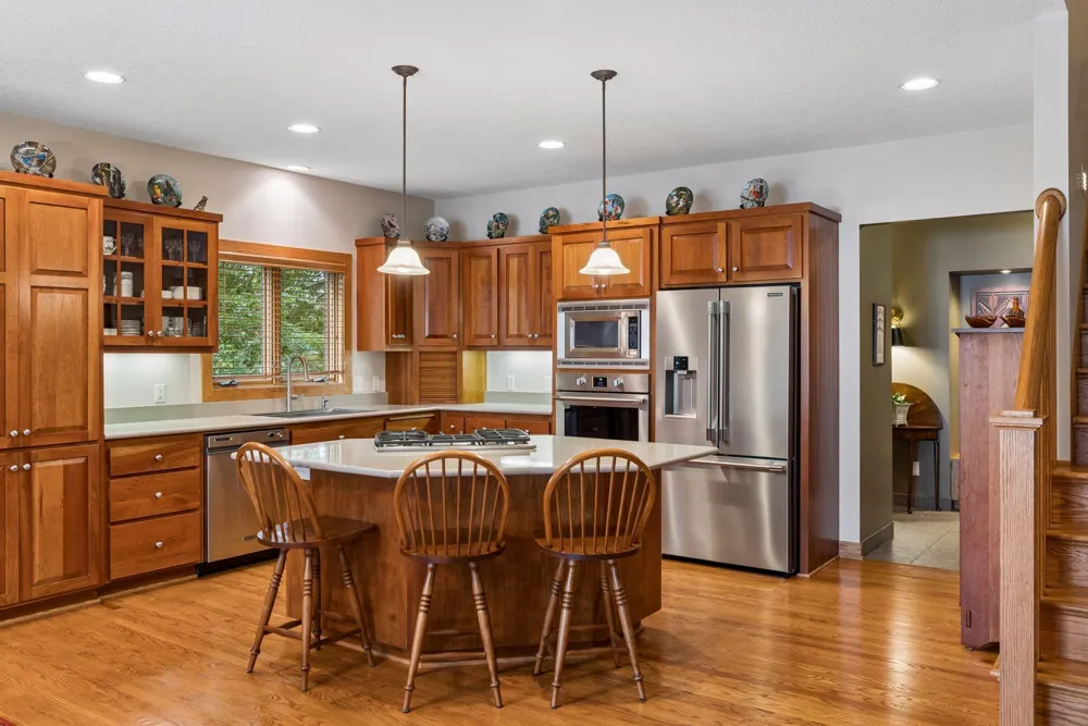 983 Quentin Avenue S Lakeland, MN 55043