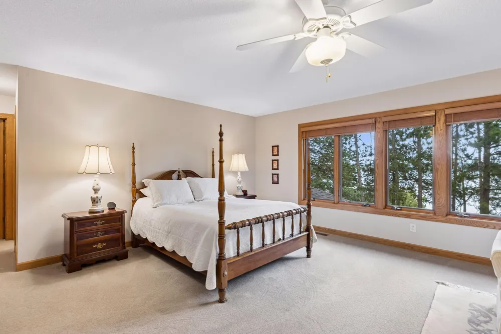 983 Quentin Avenue S Lakeland, MN 55043