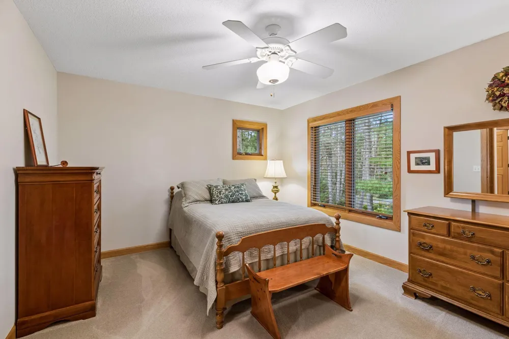 983 Quentin Avenue S Lakeland, MN 55043