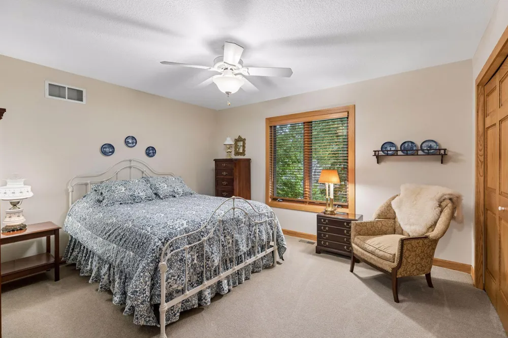 983 Quentin Avenue S Lakeland, MN 55043