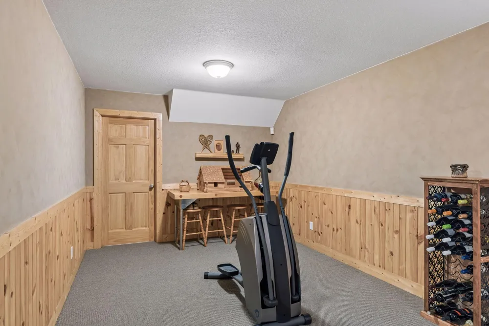 983 Quentin Avenue S Lakeland, MN 55043