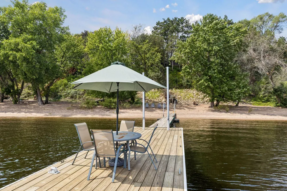 983 Quentin Avenue S Lakeland, MN 55043