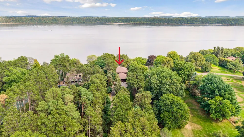 983 Quentin Avenue S Lakeland, MN 55043