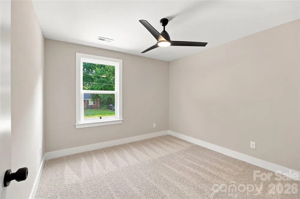 2211 W Seventh Avenue Gastonia, NC 28052