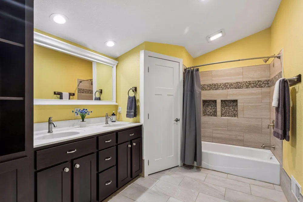 525 233rd Street Baldwin, WI 54002