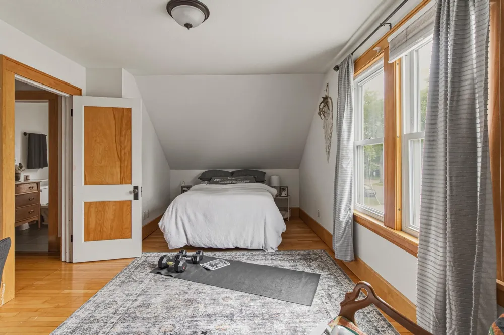 1035 12th Street Fargo, ND 58102