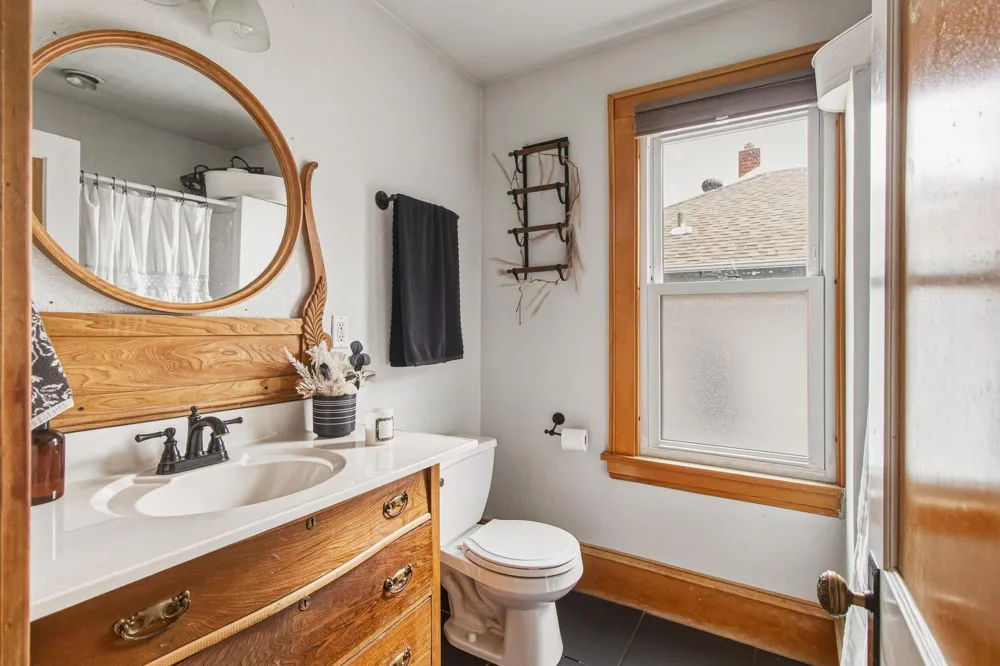 1035 12th Street Fargo, ND 58102