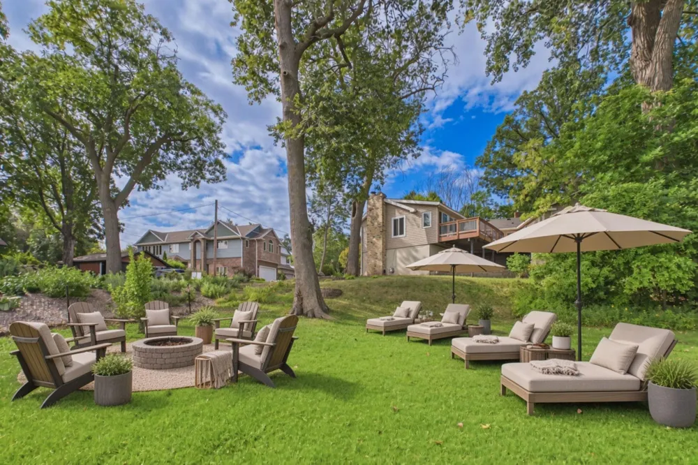 2149 Cardinal Lane Mound, MN 55364
