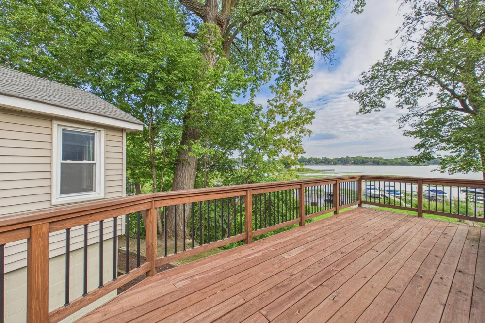 2149 Cardinal Lane Mound, MN 55364