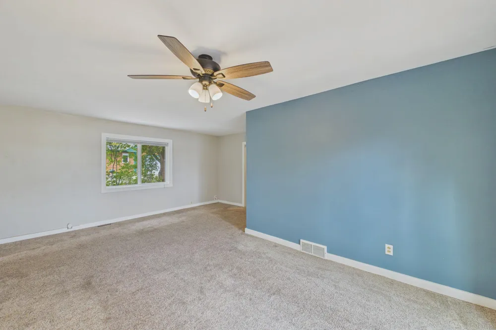 2149 Cardinal Lane Mound, MN 55364