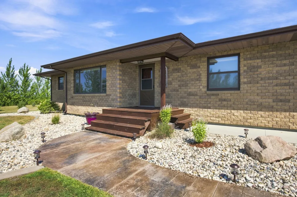 7030 110th Avenue S Sabin, MN 56580