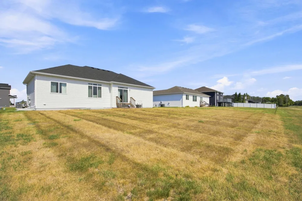 1504 75th Avenue S Fargo, ND 58104