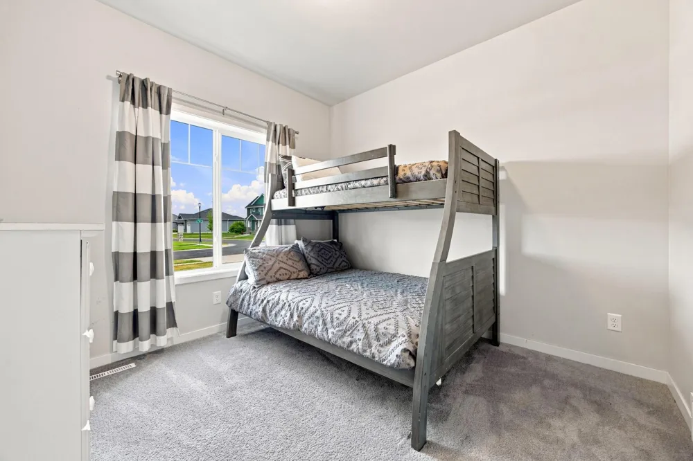 1504 75th Avenue S Fargo, ND 58104
