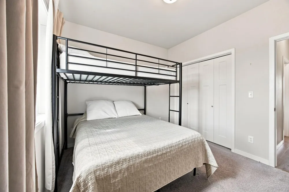 1504 75th Avenue S Fargo, ND 58104