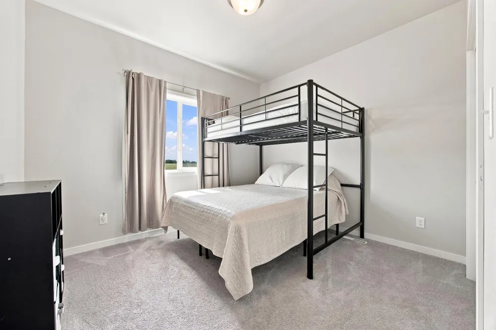 1504 75th Avenue S Fargo, ND 58104