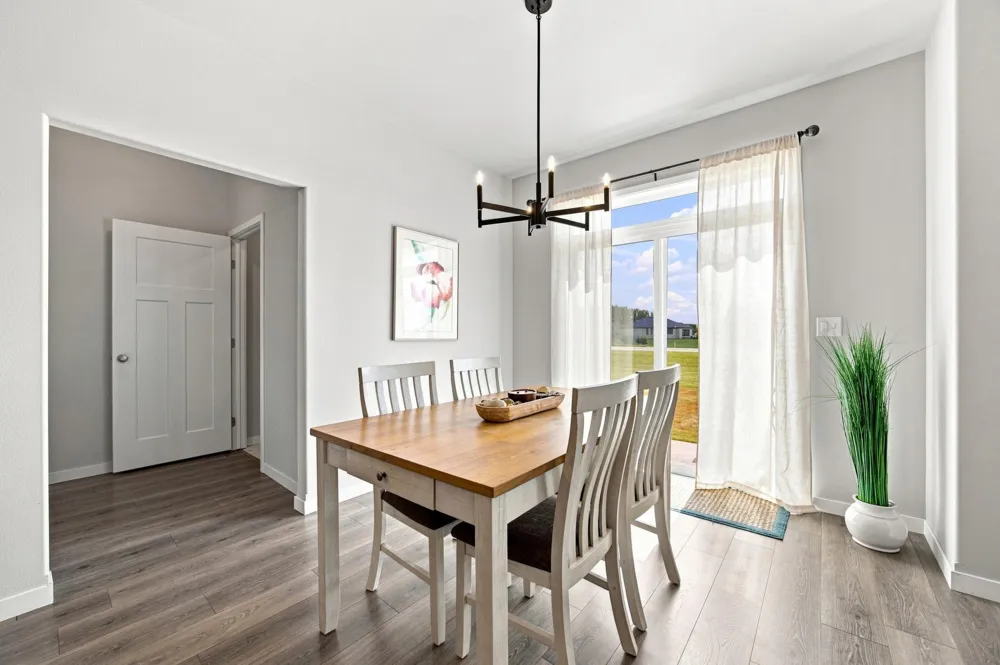 1504 75th Avenue S Fargo, ND 58104