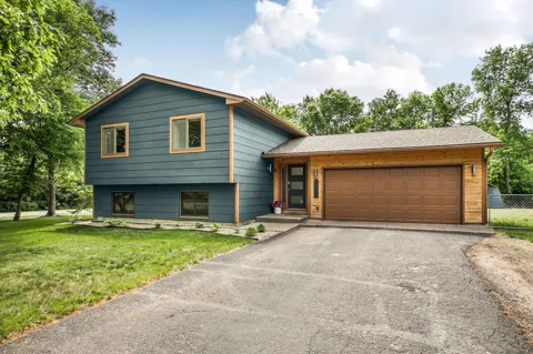 9557 Ironwood Drive