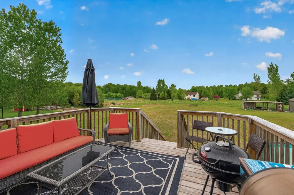 14216 314th Avenue NW Princeton, MN 55371