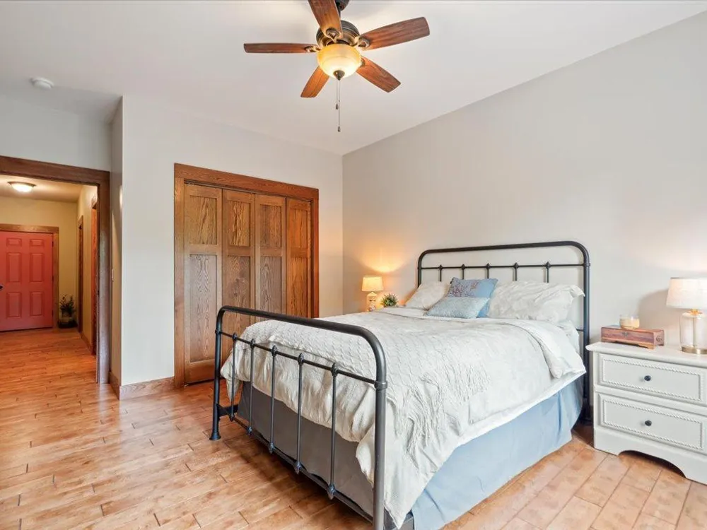 22401 Camp Lincoln Road Nisswa, MN 56468