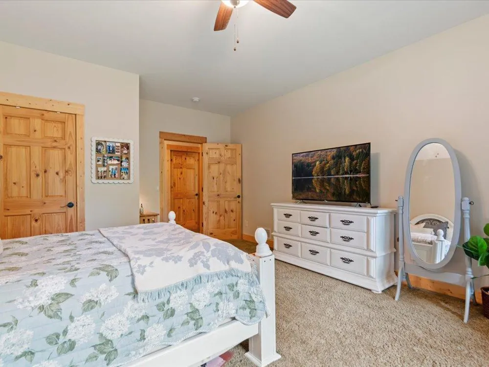 22401 Camp Lincoln Road Nisswa, MN 56468