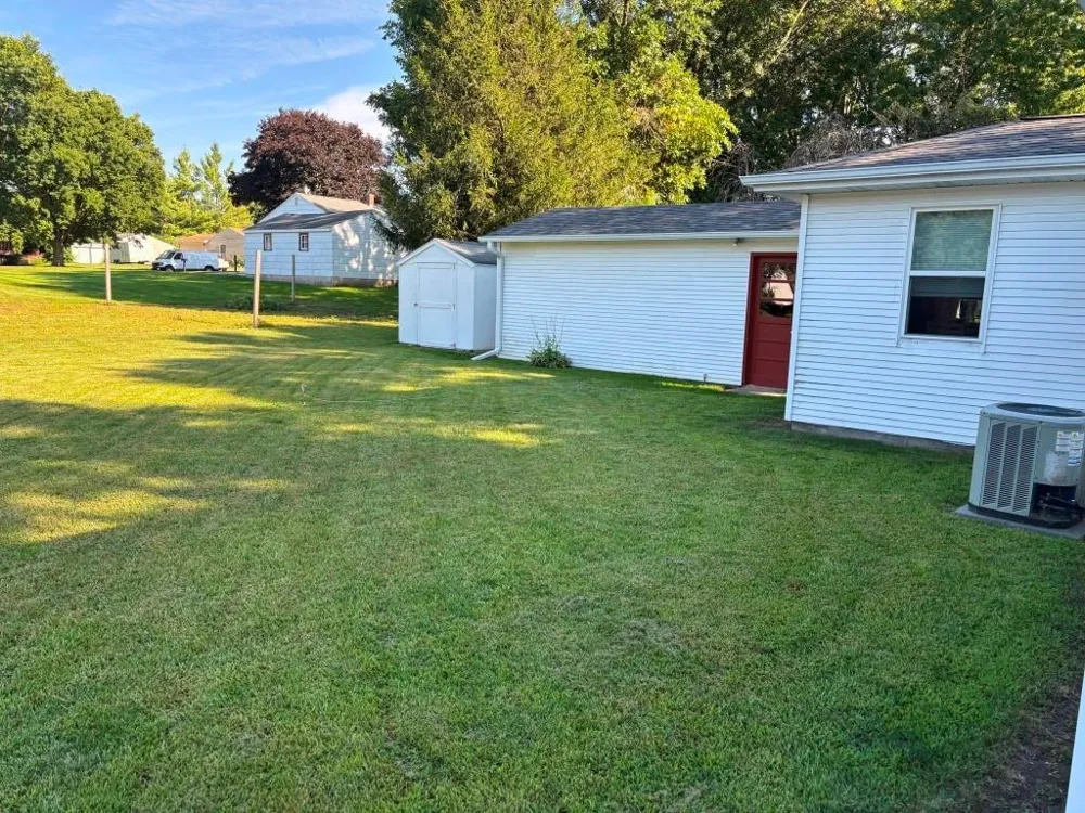 128 S Morrison Avenue Jackson, MN 56143