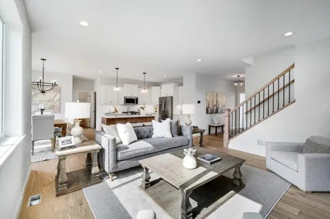 7195 Agate Trail
