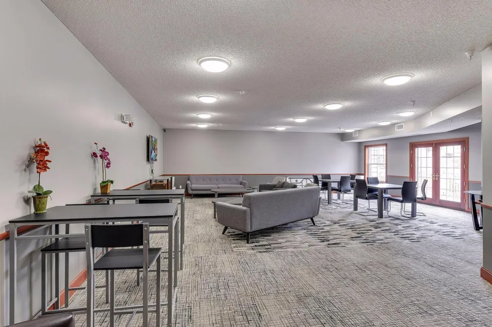 4824 E 53rd Street #307 Minneapolis, MN 55417