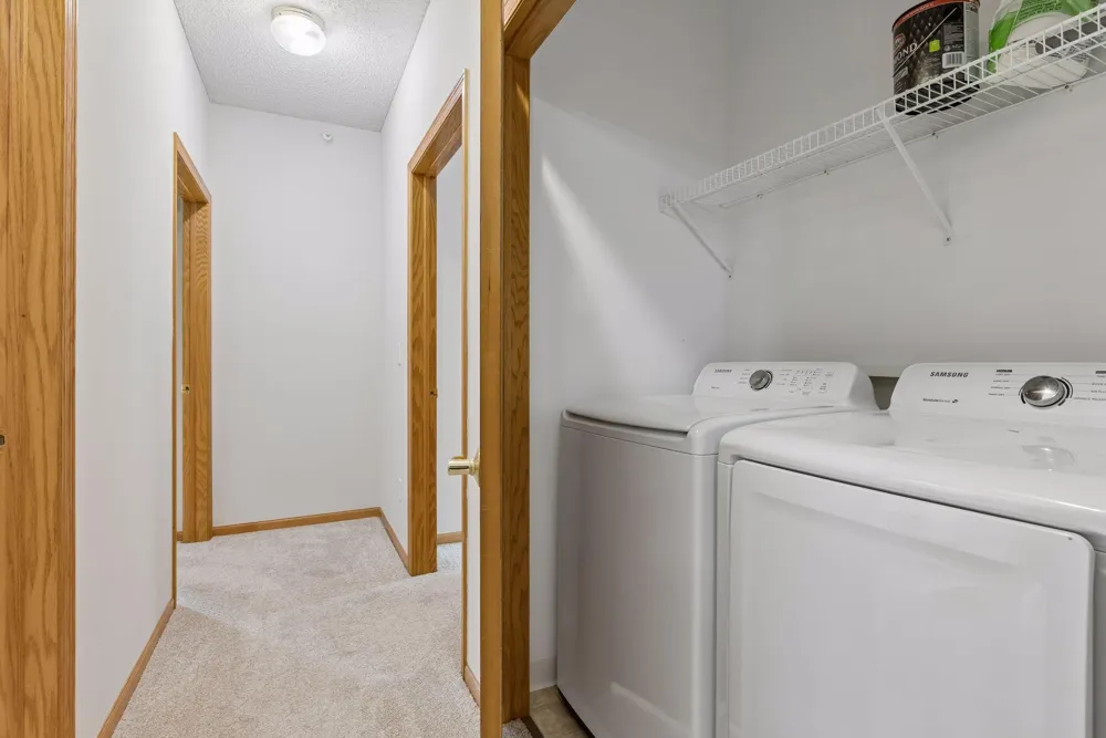 4824 E 53rd Street #307 Minneapolis, MN 55417