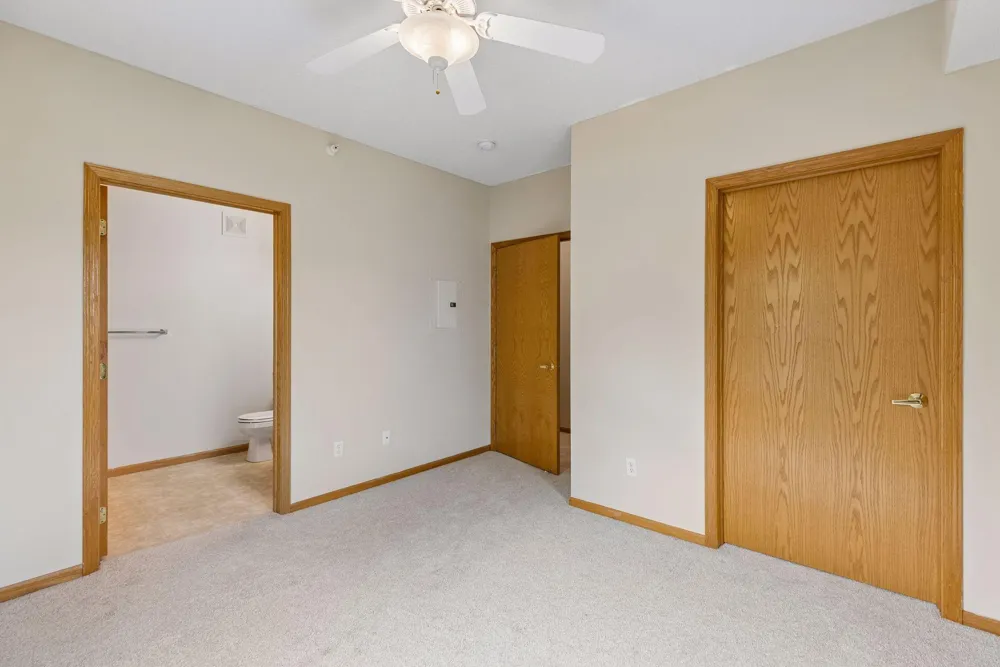 4824 E 53rd Street #307 Minneapolis, MN 55417