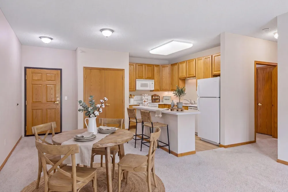 4824 E 53rd Street #307 Minneapolis, MN 55417