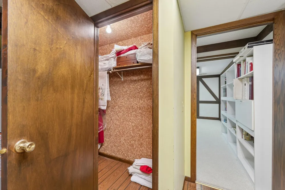 9632 Oxborough Road Bloomington, MN 55437