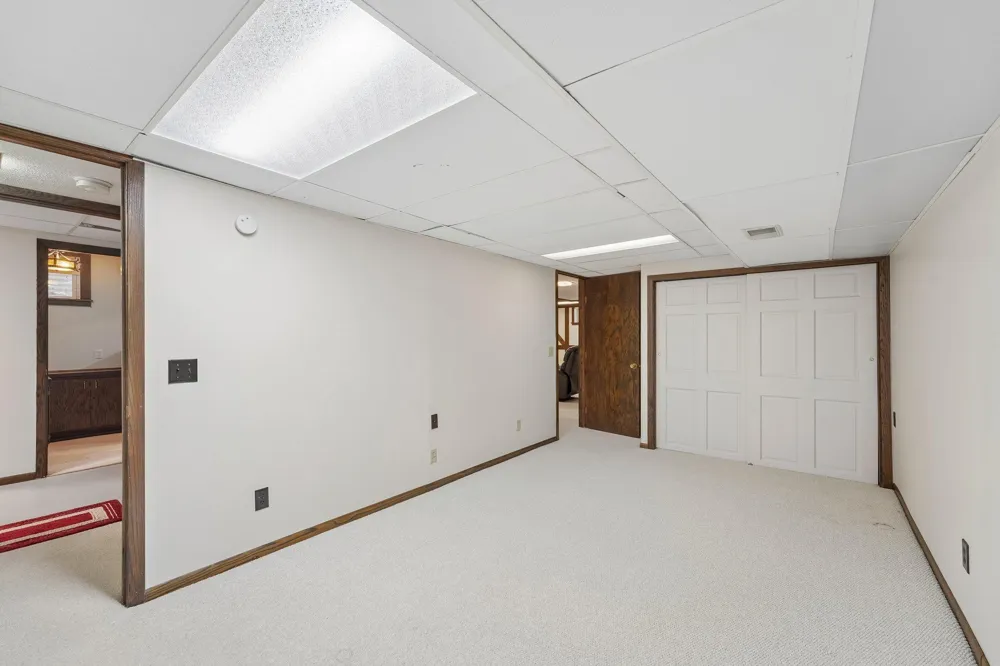 9632 Oxborough Road Bloomington, MN 55437