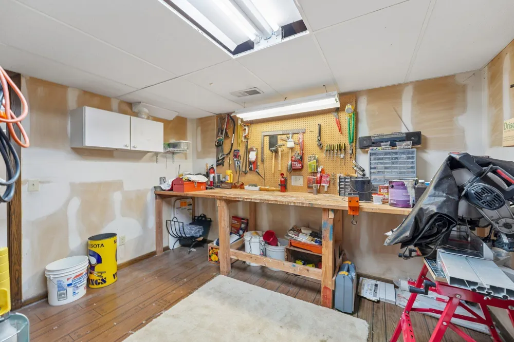 9632 Oxborough Road Bloomington, MN 55437