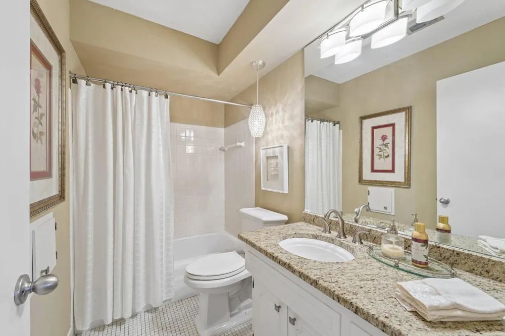 9632 Oxborough Road Bloomington, MN 55437