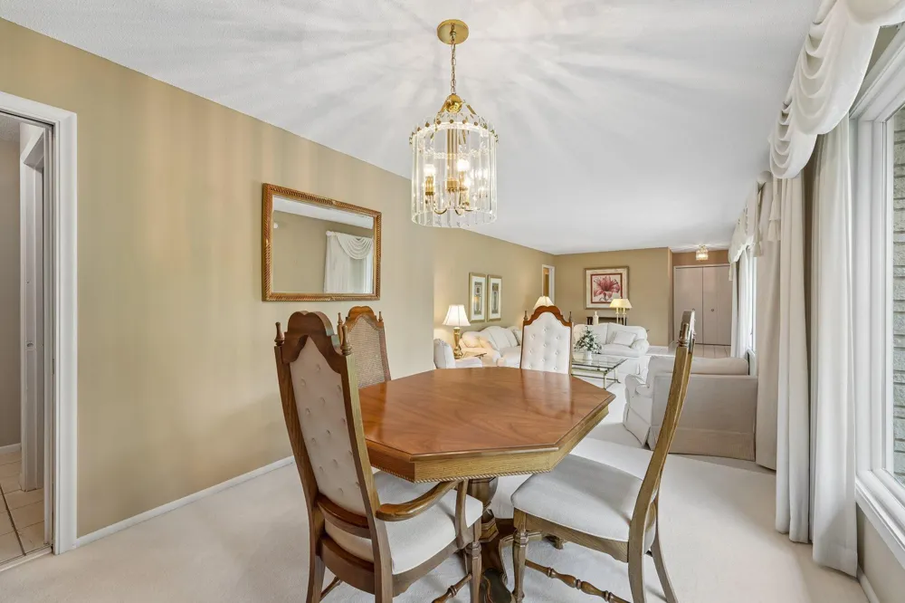 9632 Oxborough Road Bloomington, MN 55437