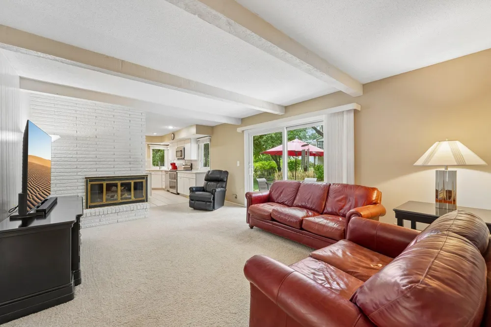 9632 Oxborough Road Bloomington, MN 55437