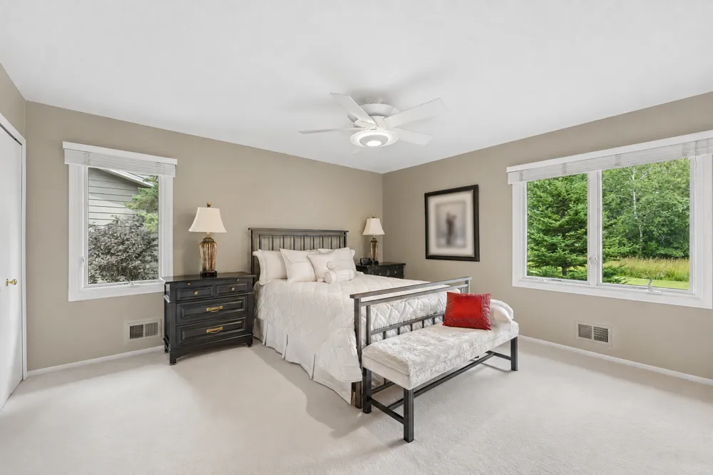 9632 Oxborough Road Bloomington, MN 55437