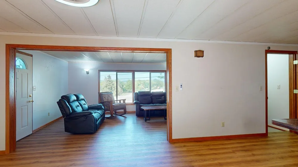 689 E Lake Boulevard Winona, MN 55987