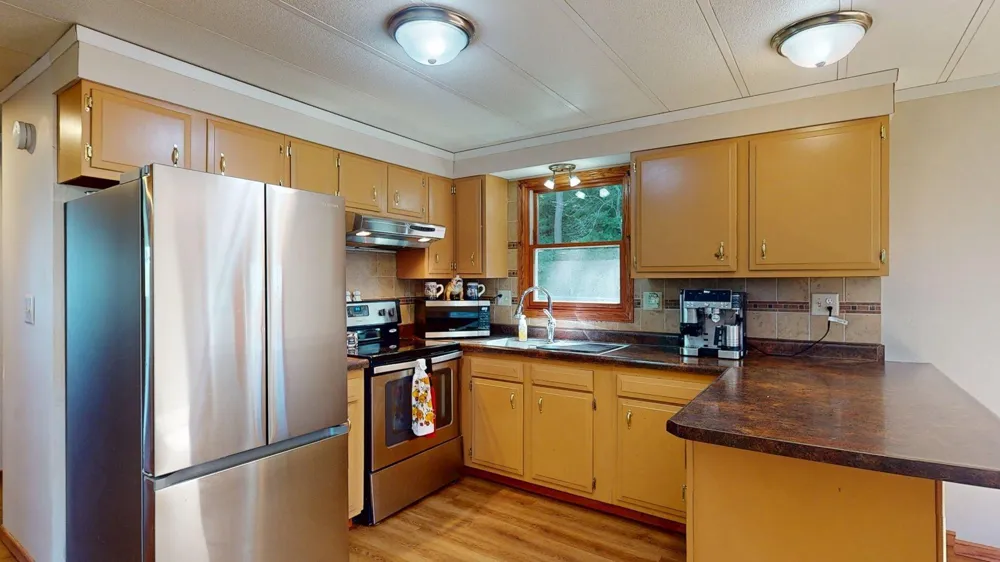 689 E Lake Boulevard Winona, MN 55987