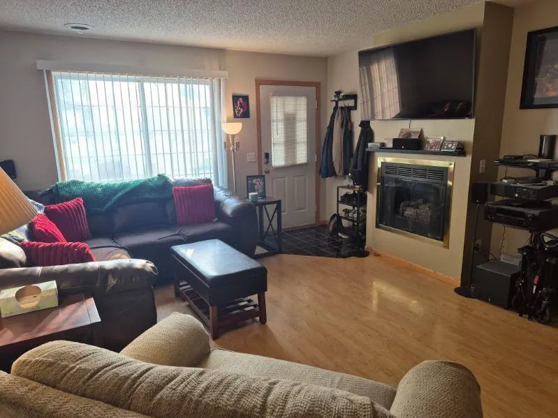 1833 Southcross Drive W #2202 Burnsville, MN 55306