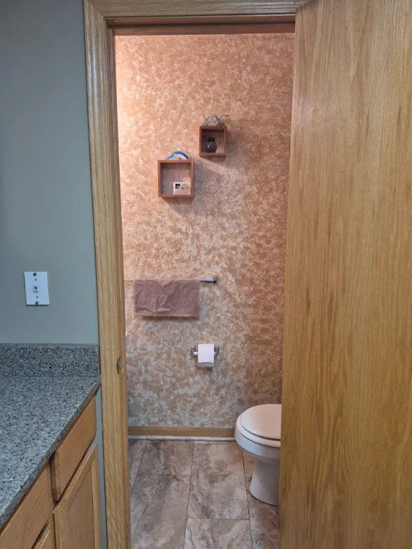 1833 Southcross Drive W #2202 Burnsville, MN 55306