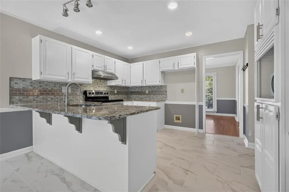 540 Clear Lake Lane Suwanee, GA 30024